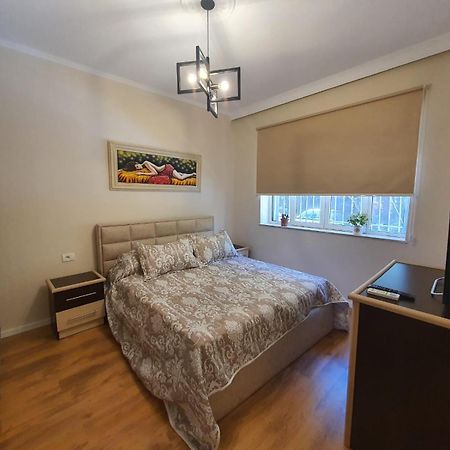 Center Of Tirana Enes'S Apartments Exterior photo